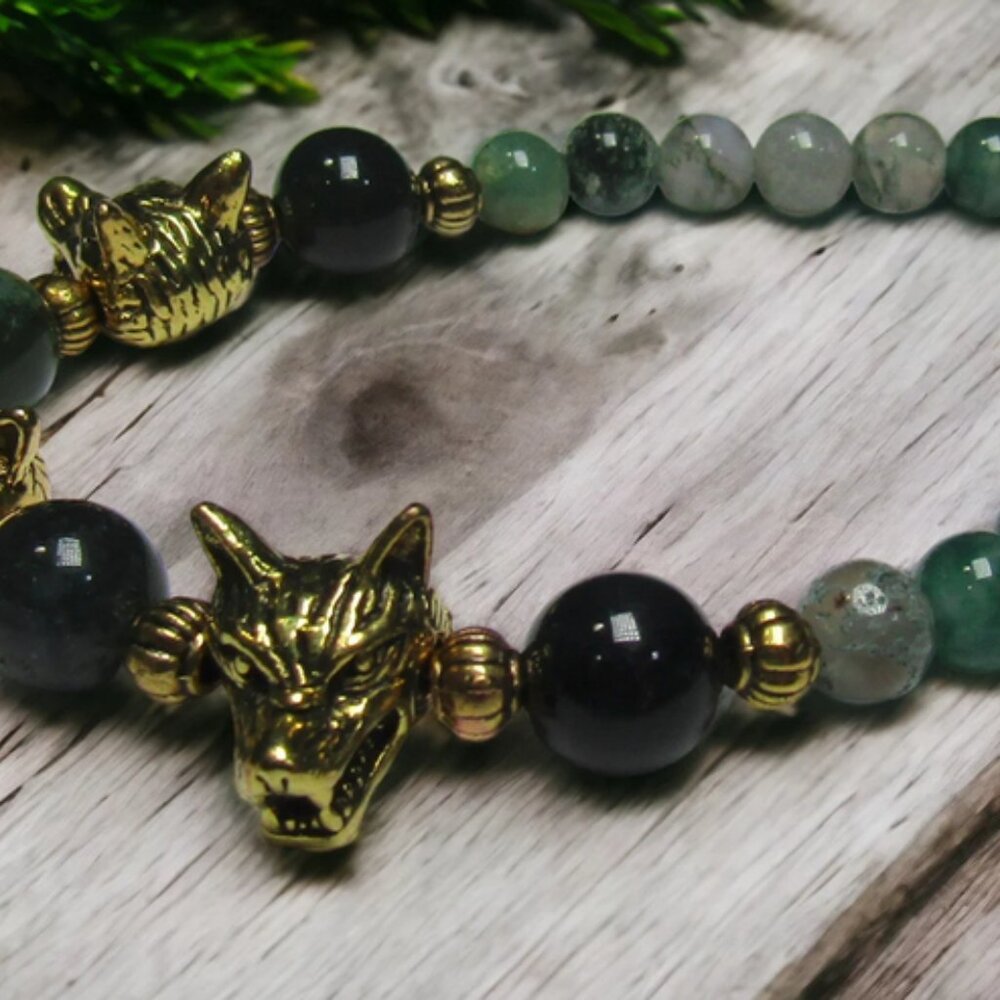 NEW Cerberus Triple Wolf Bracelet With Green Gemstone Beads. Greek myth jewelry. - Picture 2 of 7